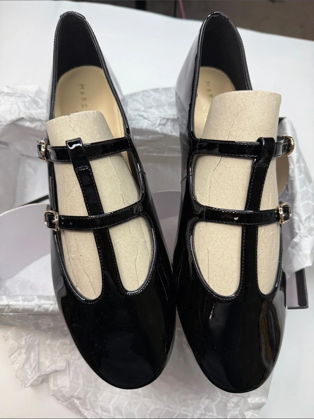 Marc Fisher LTD Women's Evie Double Buckle T-Strap Flats Size 11M